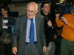 Hecht on trial in Rome, 2006