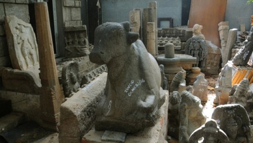 IDOL_GODOWN_2903007g